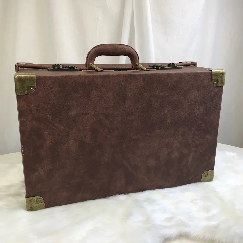 NWT Newt Scamander Fantastic Beasts Full Size Case Harry Potter World Cosplay - Picture 3 of 16
